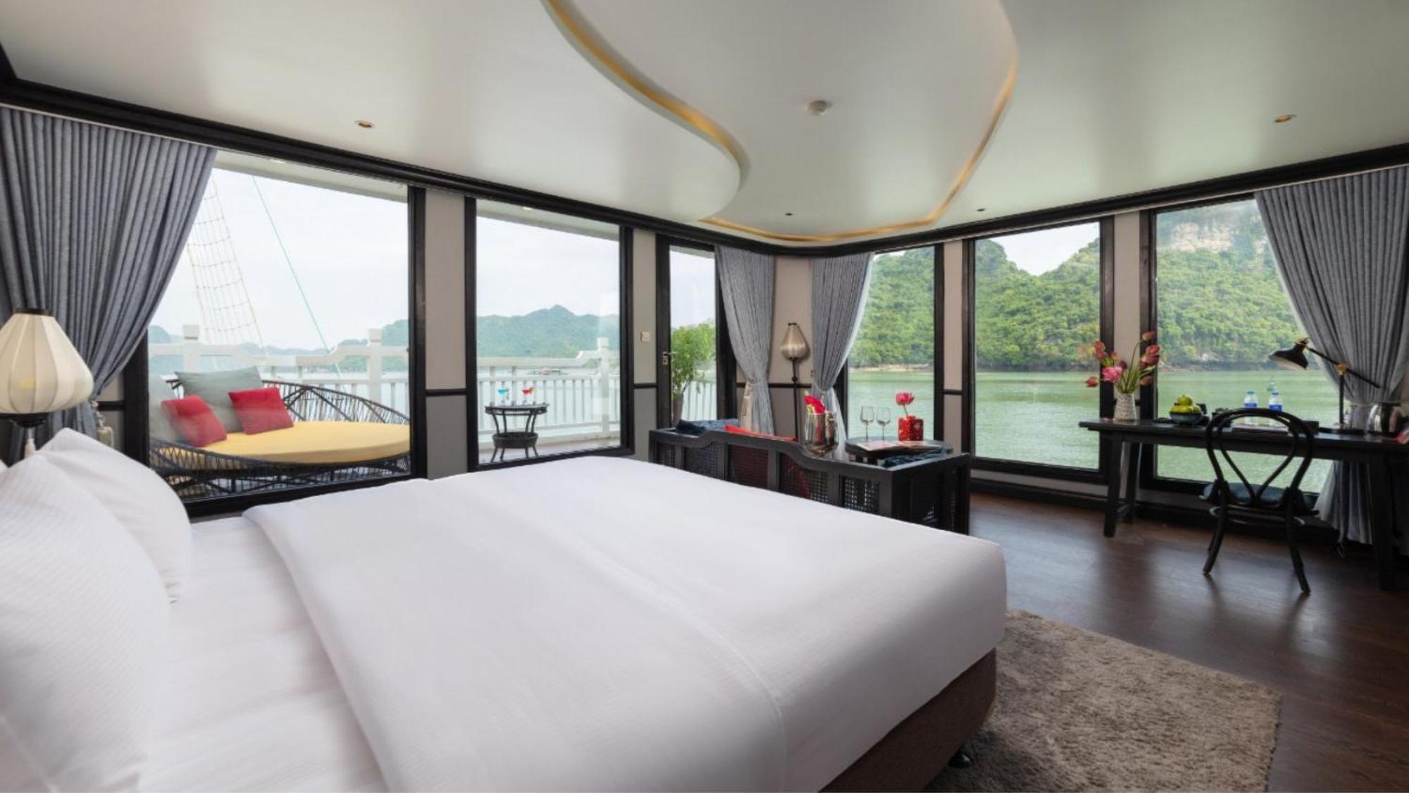 Lotus Elegance Cruise Hotel Ha Long Buitenkant foto